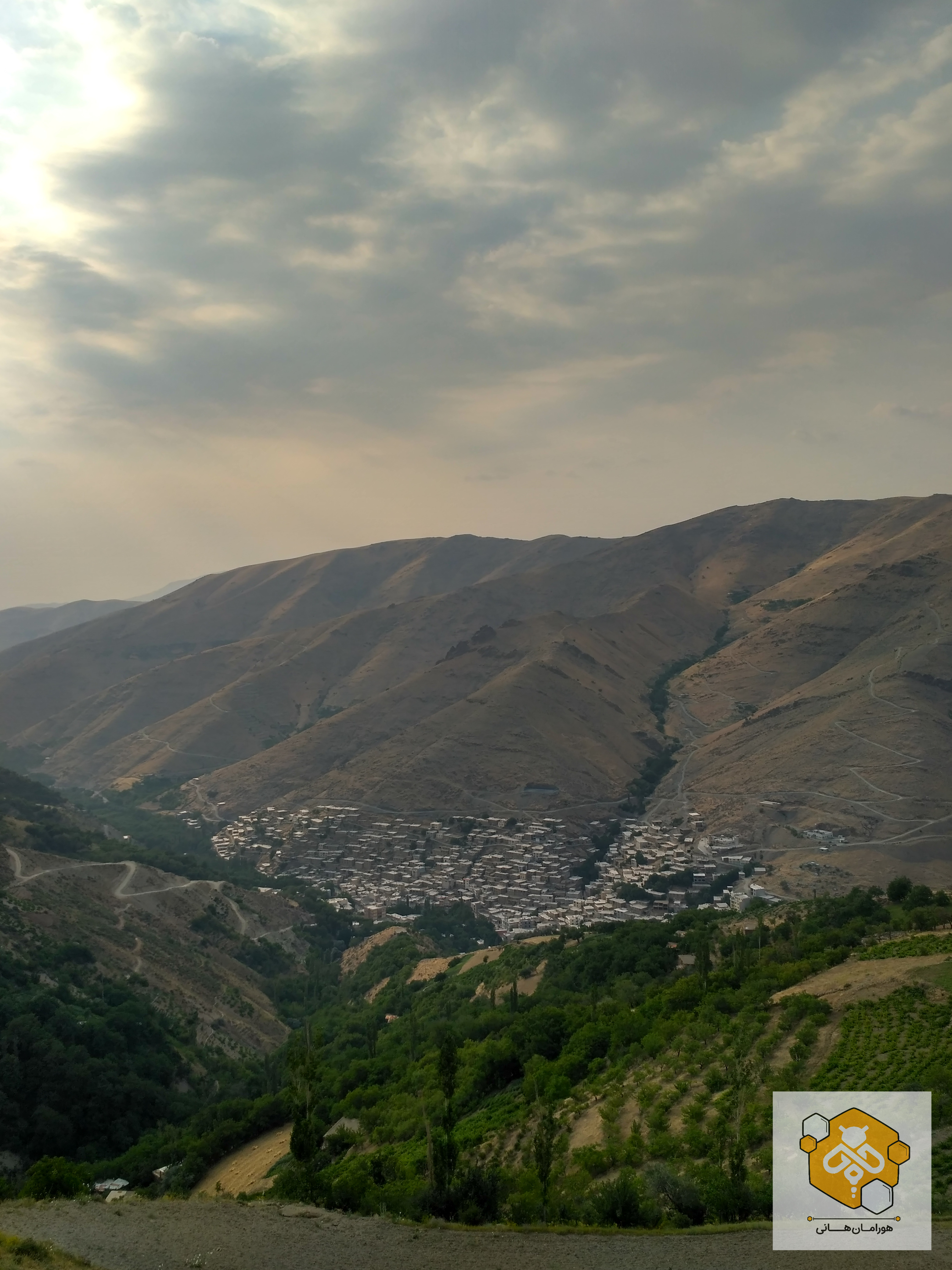 روستای بیساران | هورامان‌هانی | عسل کردستان